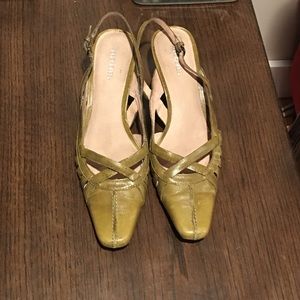 Aerosoles Women’s Cherry Tree Leather Heels Size 8